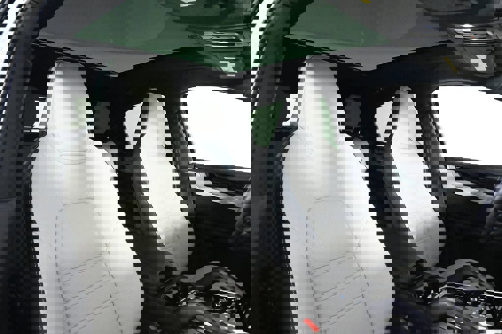 Certified 2025 Porsche Cayenne S image 18