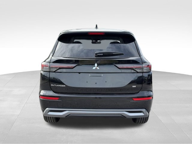 New 2026 Mitsubishi Outlander SE FWD image 4