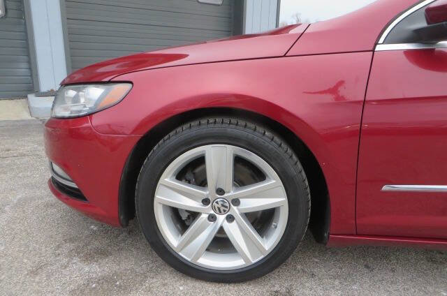 Used 2014 Volkswagen CC Sport image 30