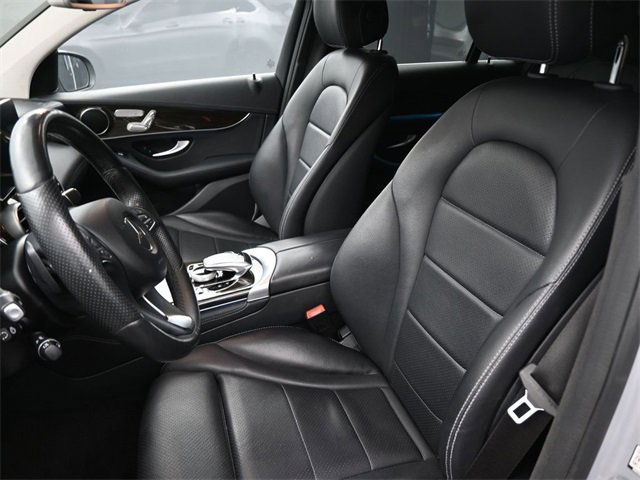 Used 2017 Mercedes-Benz GLC 300 4MATIC Coupe image 33