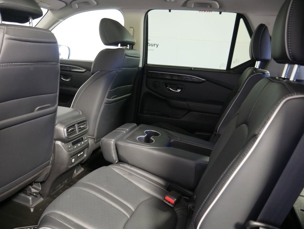 Used 2023 Honda Pilot Elite image 13