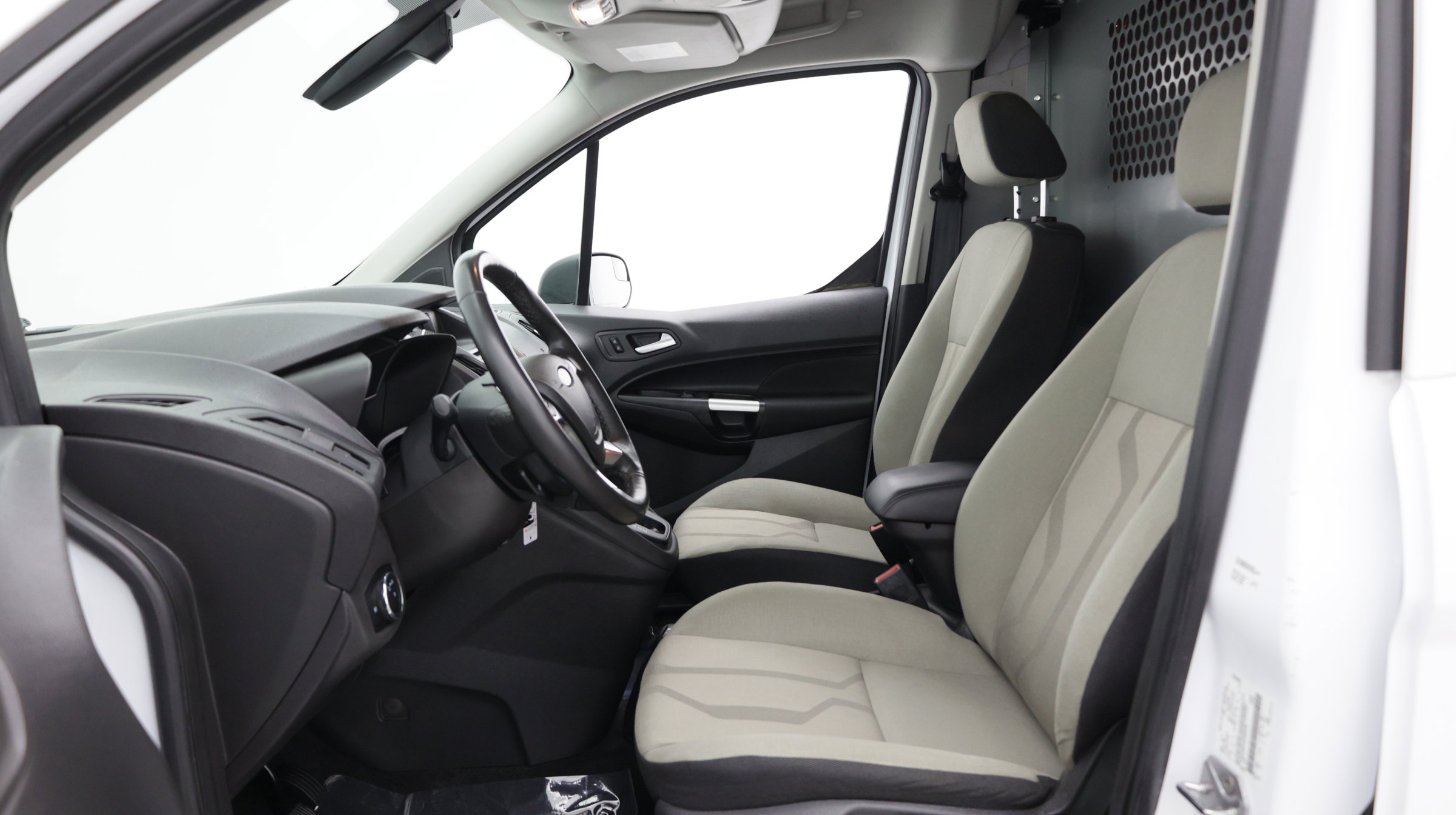 Used 2016 Ford Transit Connect XLT FWD image 11