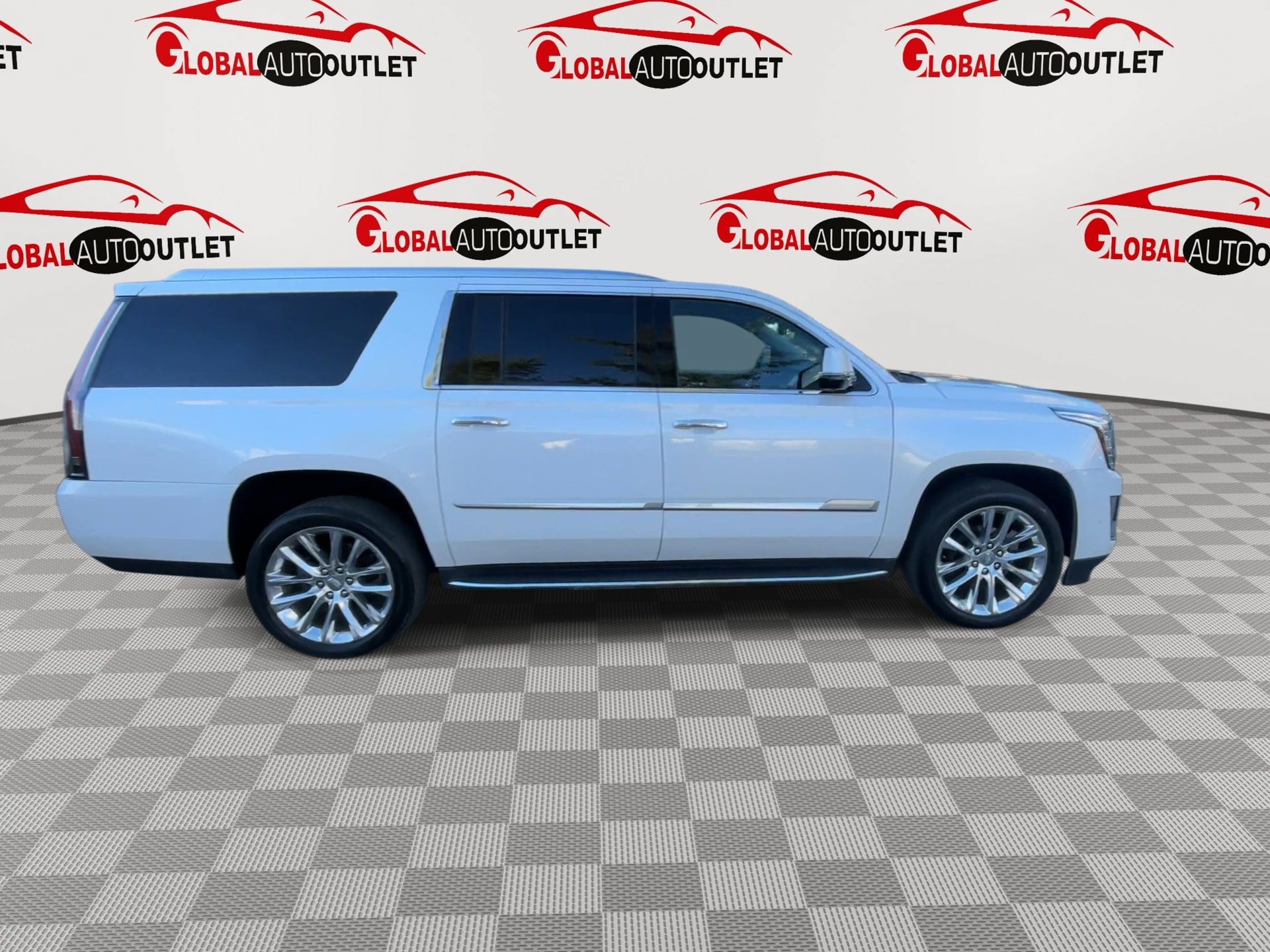 Used 2019 Cadillac Escalade ESV Luxury AWD/4WD image 9