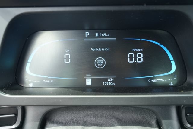 Used 2025 Hyundai Elantra Sport FWD image 31