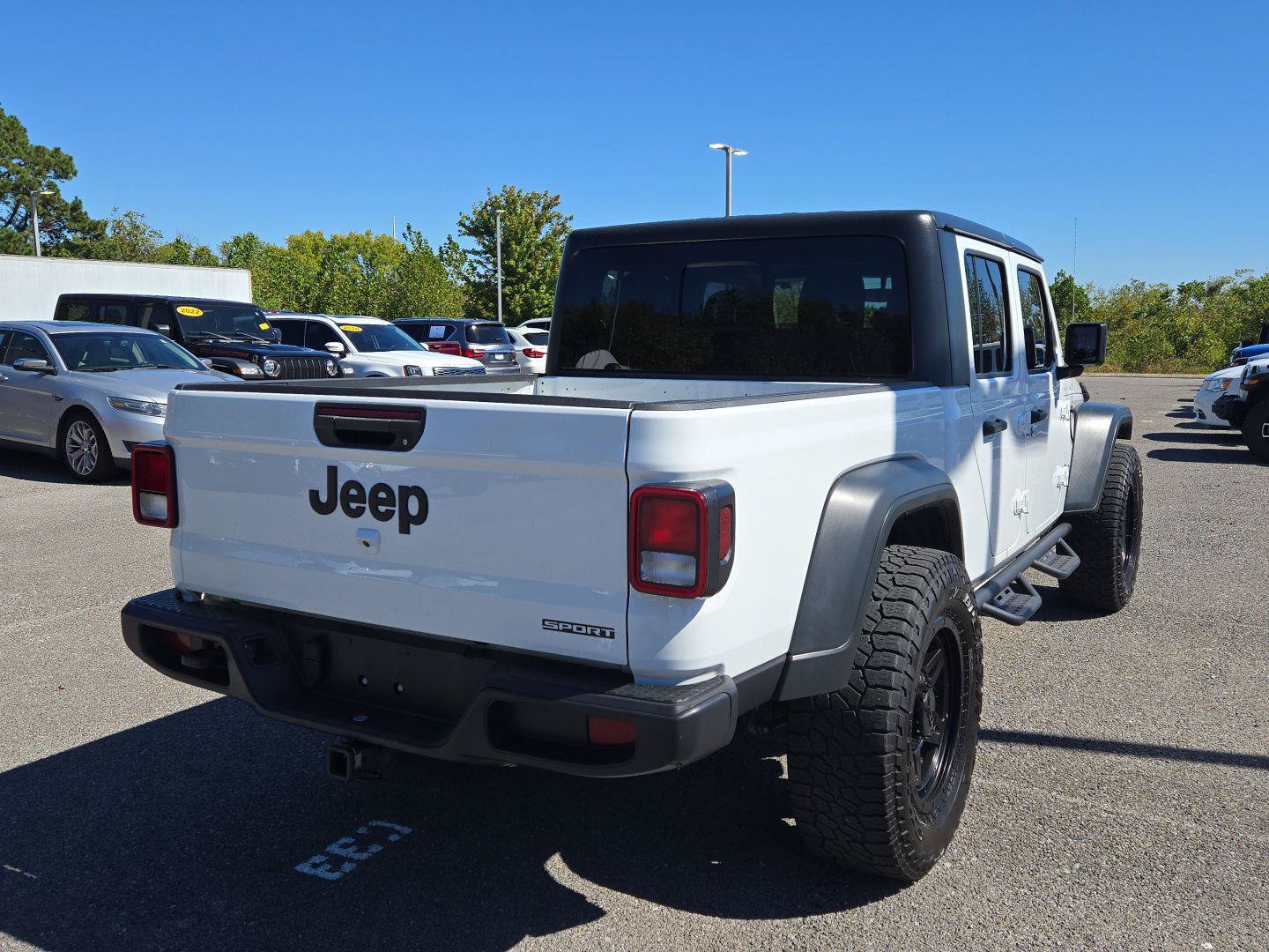 Used 2020 Jeep Gladiator Sport w/ Quick Order Package 24S AWD/4WD image 7