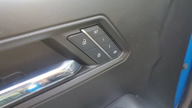 Used 2024 GMC Canyon AT4X AWD/4WD image 5