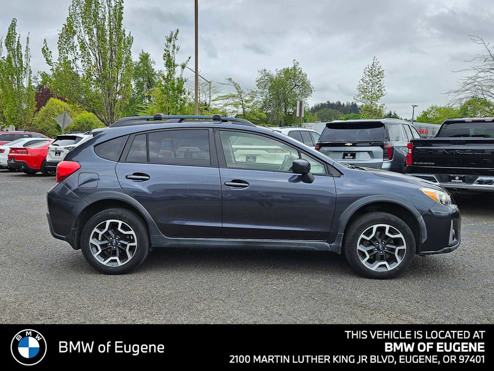 Used 2017 Subaru Crosstrek 2.0i Premium w/ Popular Package #2 AWD/4WD image 2