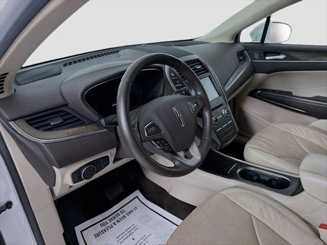 Used 2017 Lincoln MKC Reserve w/ Lincoln MKC Climate Package AWD/4WD image 9