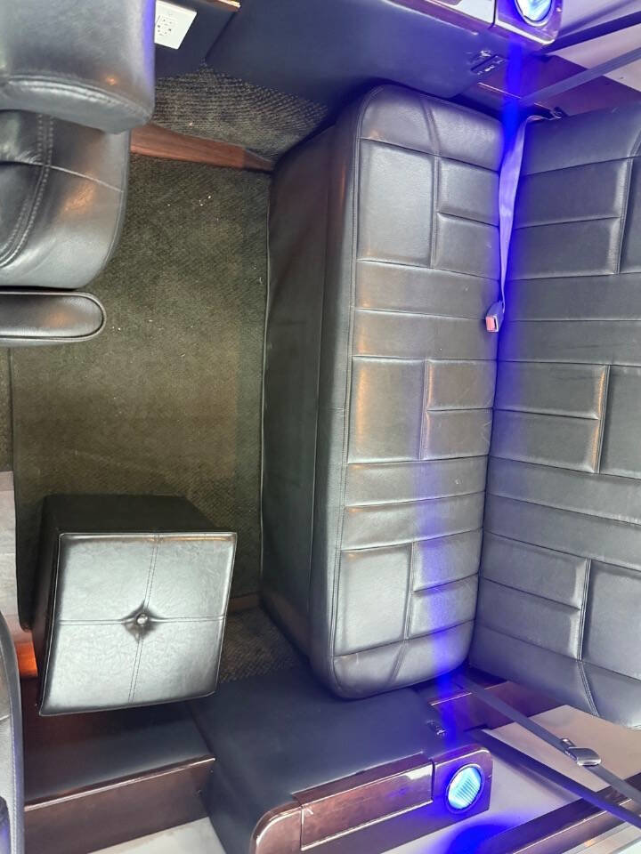 Used 2009 Dodge Sprinter 2500 image 17