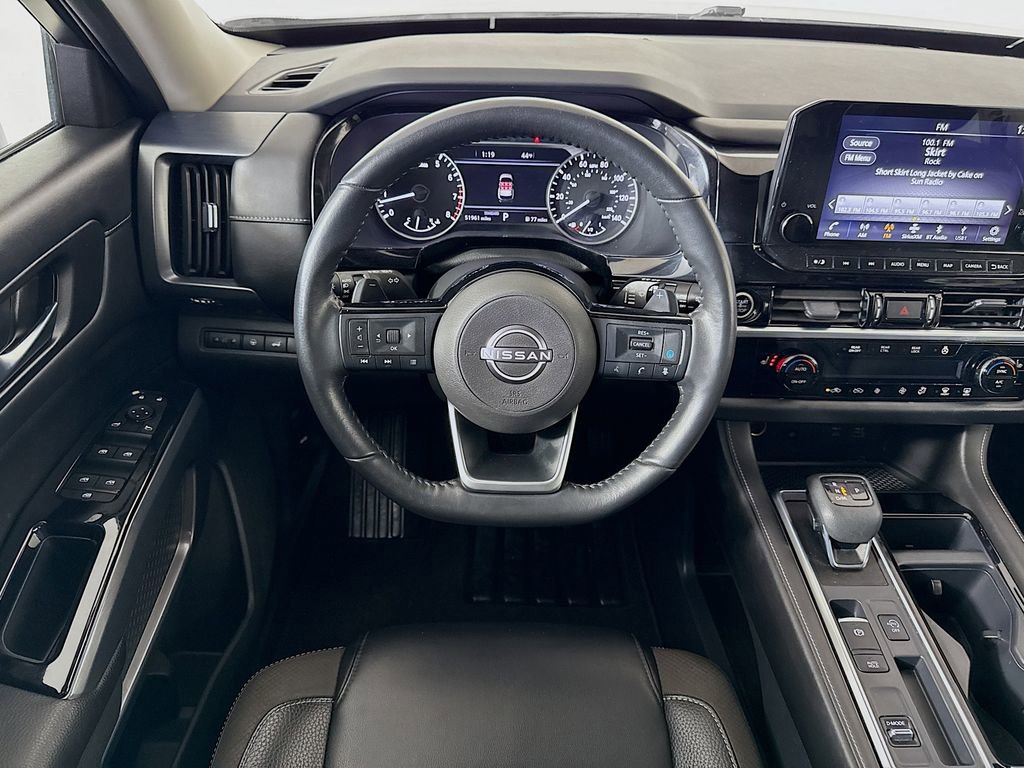 Used 2023 Nissan Pathfinder SL image 21