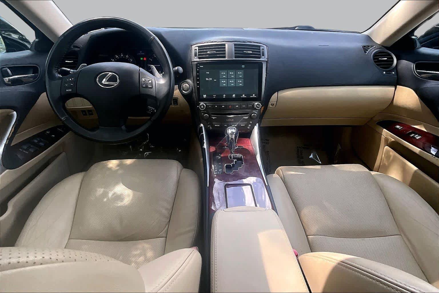 Used 2007 Lexus IS 250 w/ Premium Pkg RWD image 15