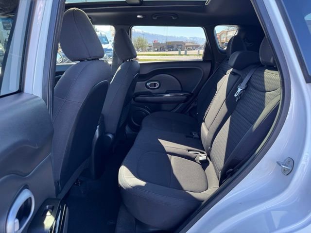 Used 2015 Kia Soul ! w/ Sun & Sound Package image 13