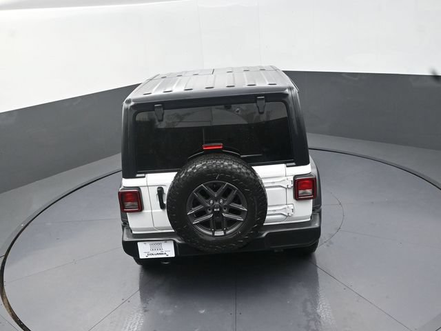 Used 2024 Jeep Wrangler Sport AWD/4WD image 17
