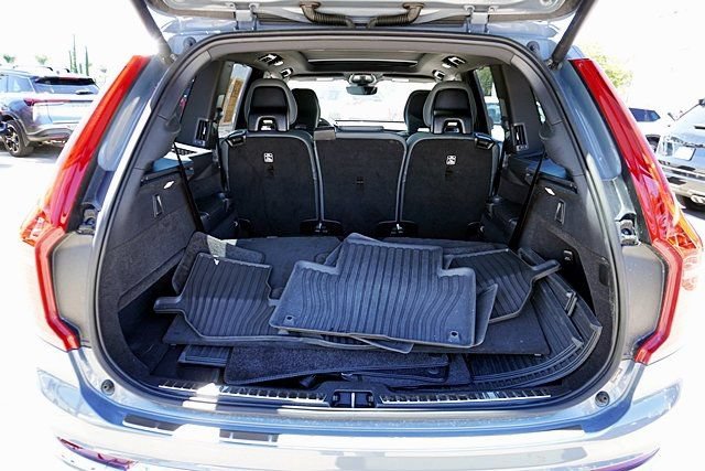 Used 2023 Volvo XC90 T8 Ultimate w/ Protection Package Premier AWD/4WD image 19