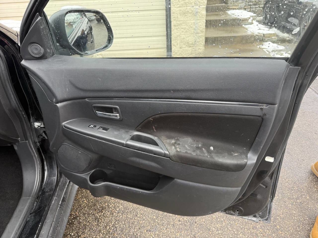 Used 2024 Mitsubishi Outlander Sport ES image 17