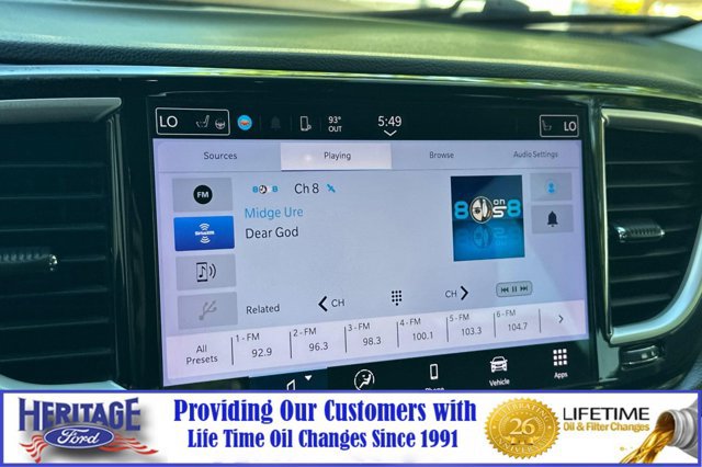 Used 2021 Chrysler Pacifica Touring-L FWD image 29