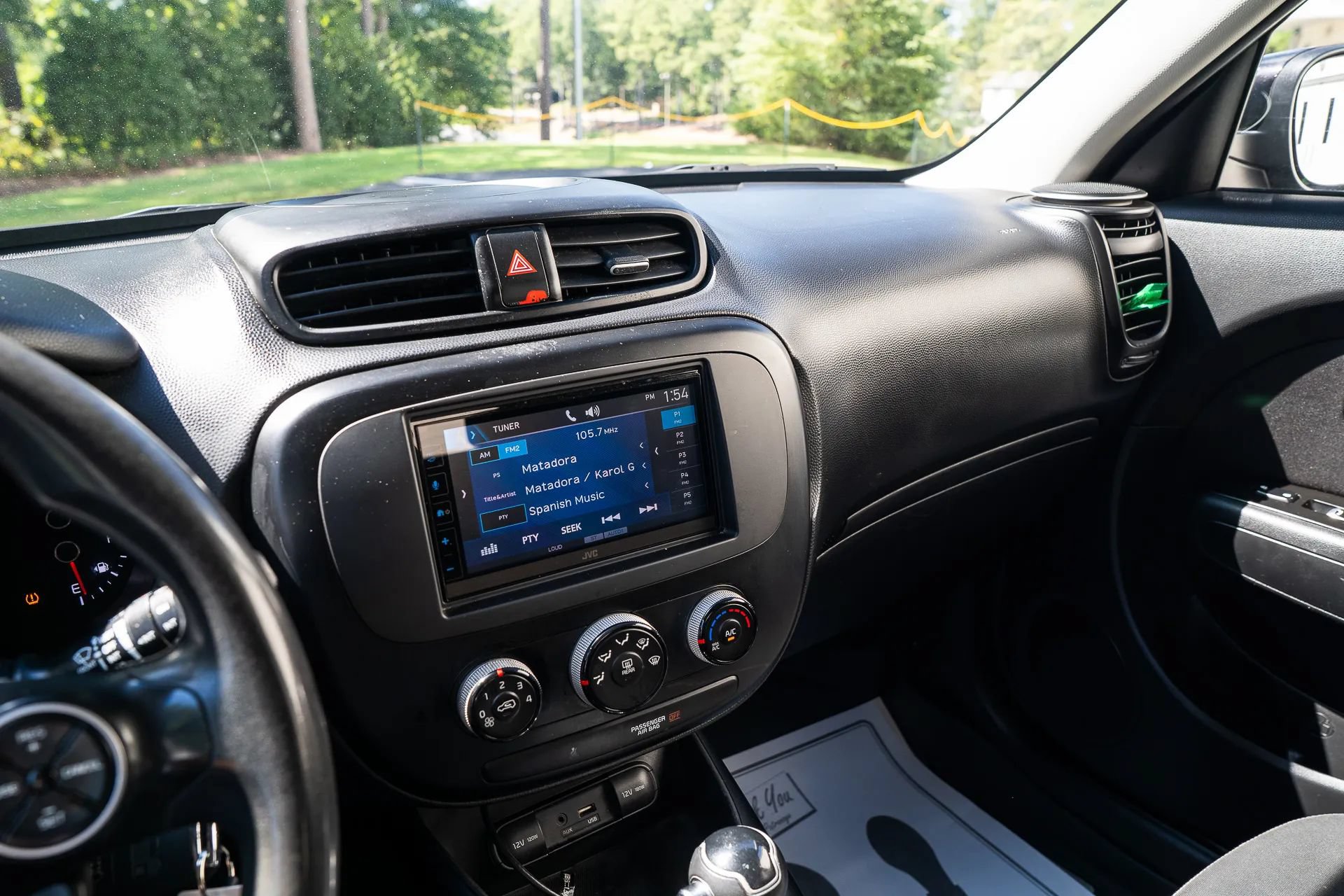 Used 2017 Kia Soul FWD image 24