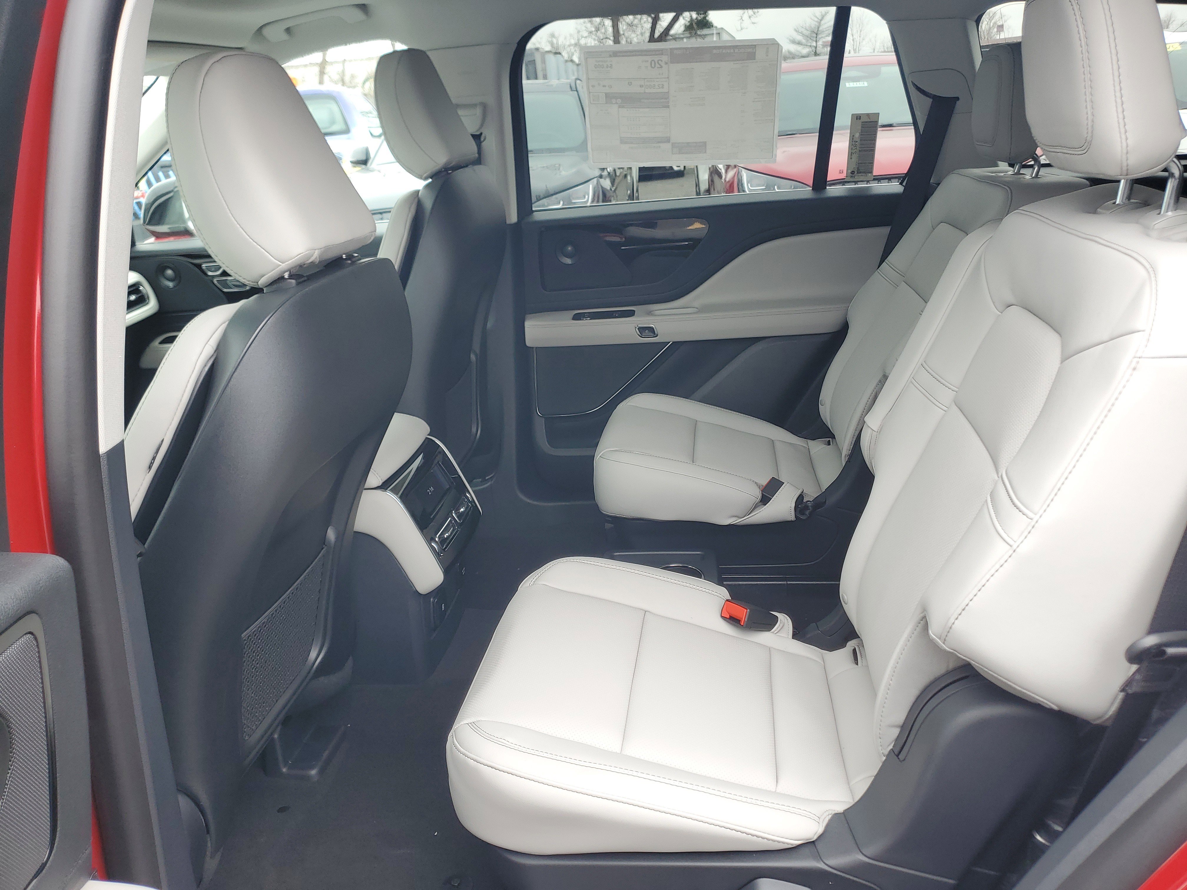 New 2026 Lincoln Aviator Premiere image 23