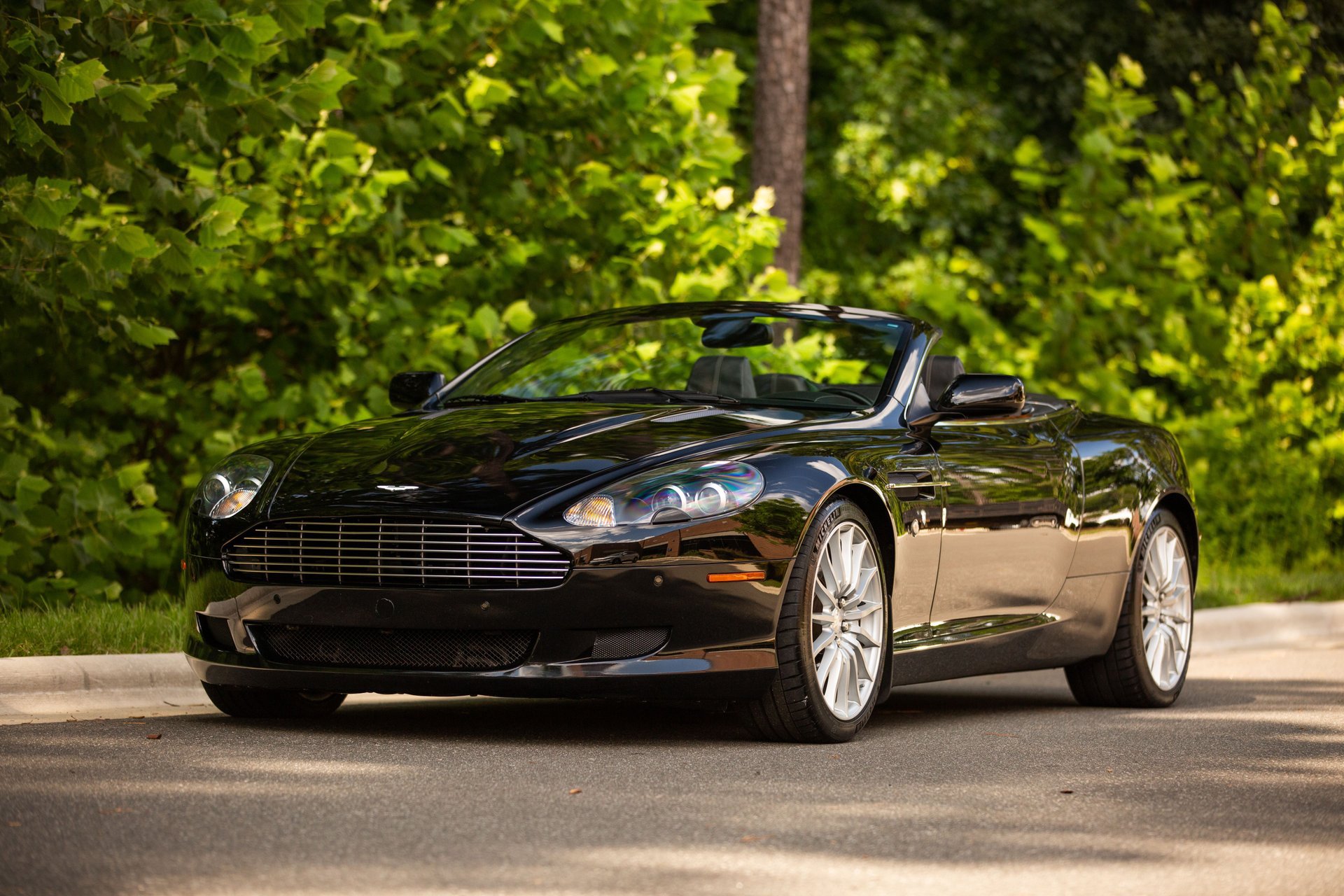 Used 2007 Aston Martin DB9 Volante RWD image 23