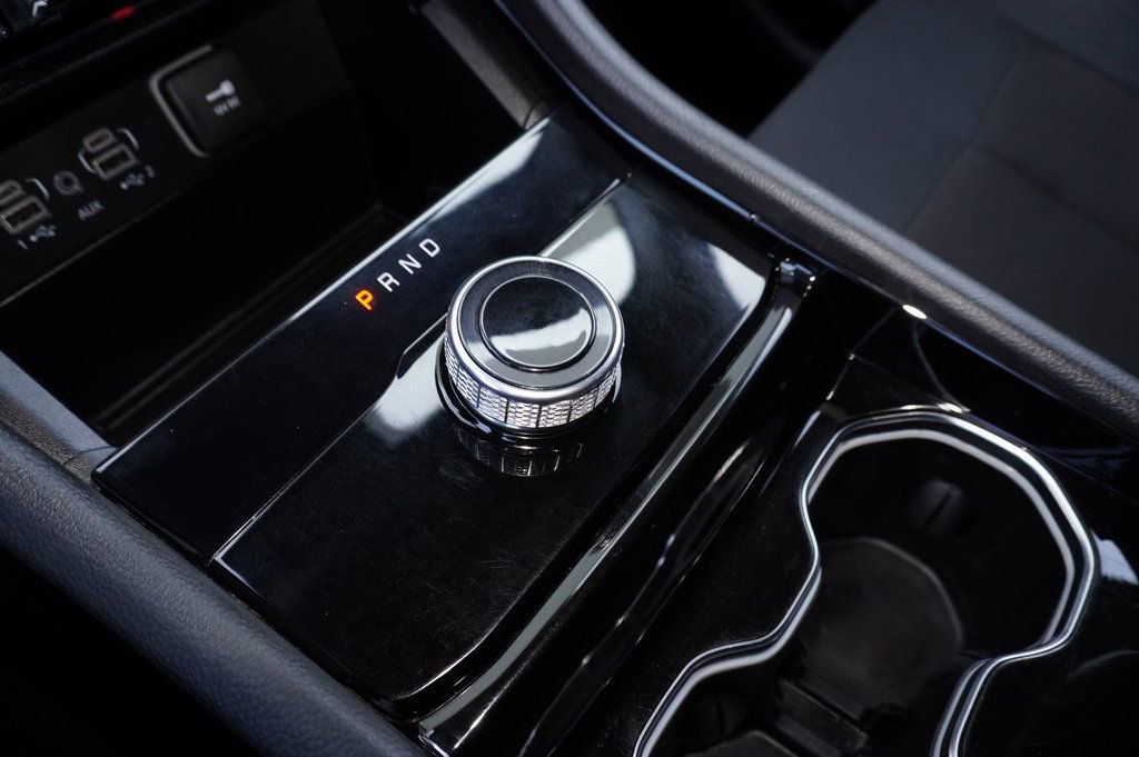 Used 2023 Jeep Grand Cherokee L Laredo image 22