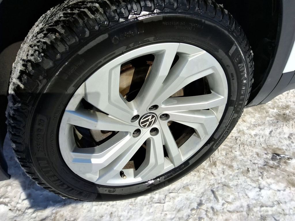 Used 2020 Volkswagen Atlas Cross Sport SE image 10