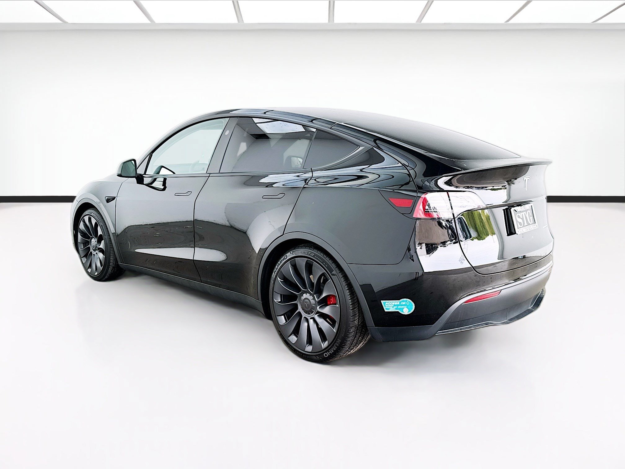 Used 2025 Tesla Model Y Performance AWD/4WD image 6