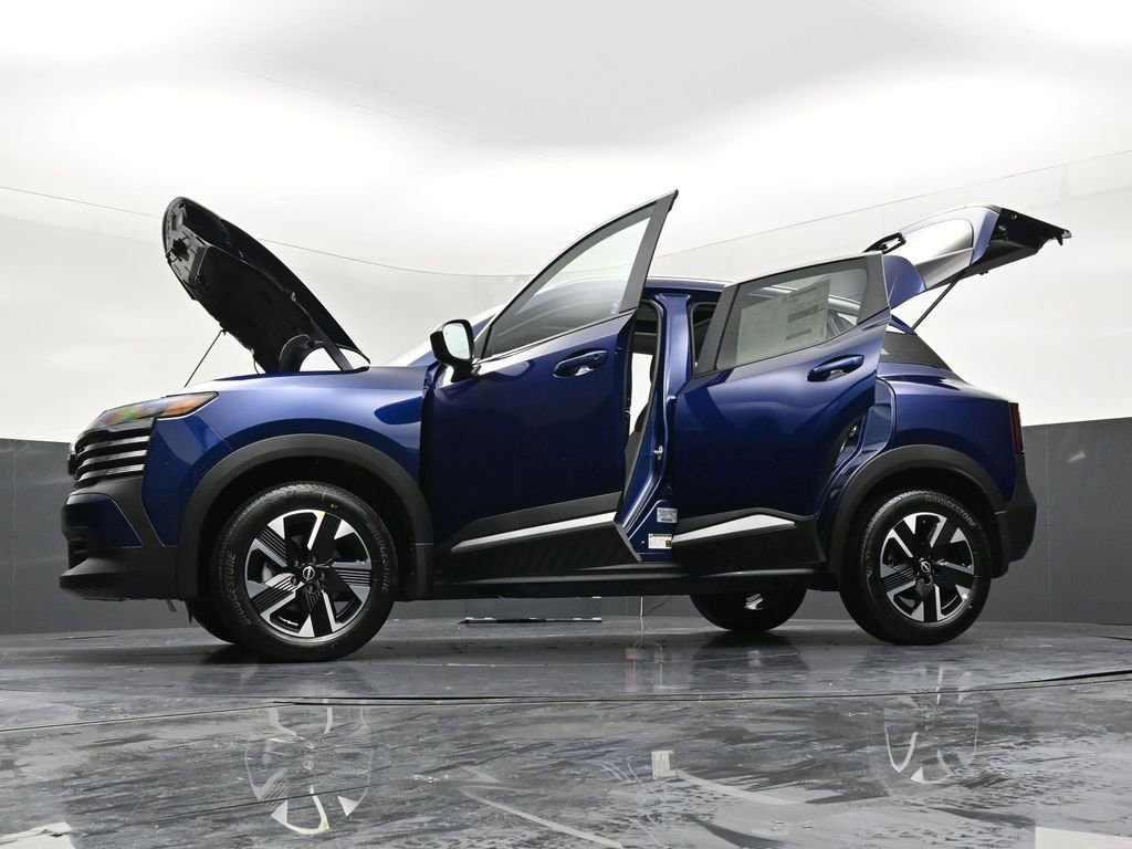New 2026 Nissan Kicks SV w/ SV Premium Package AWD/4WD image 36