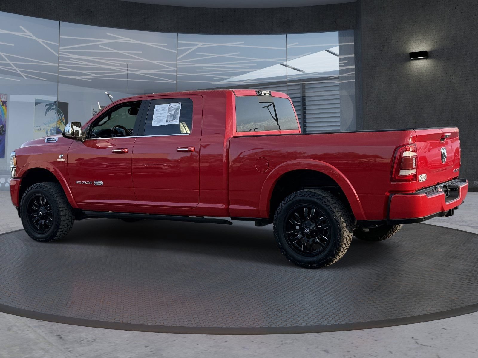 Used 2022 RAM 2500 Limited AWD/4WD image 4