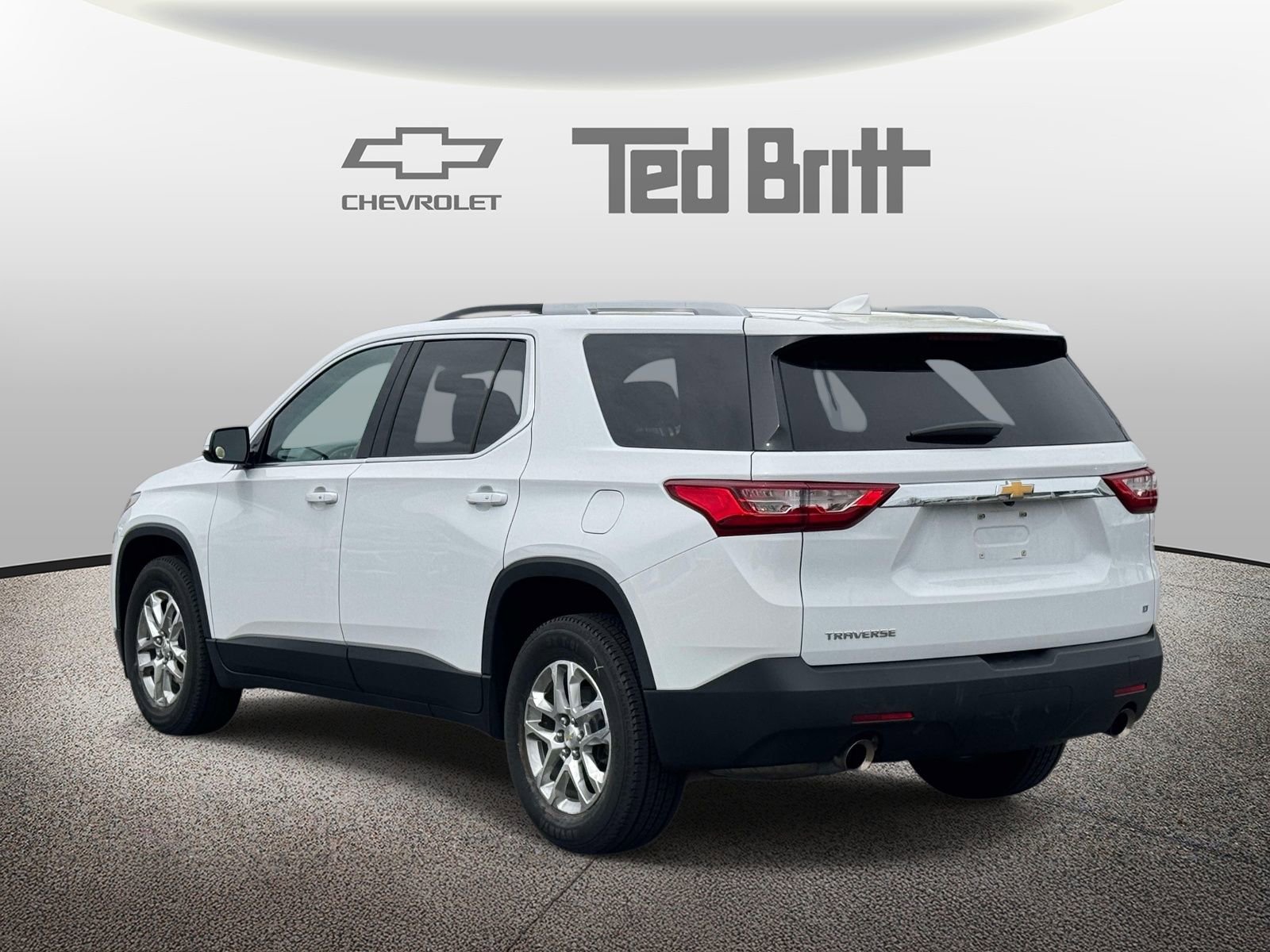 Used 2018 Chevrolet Traverse LT w/ LPO, Floor Liner Package image 6
