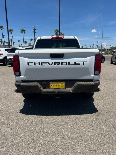 Used 2024 Chevrolet Colorado Trail Boss w/ Technology Package AWD/4WD image 4