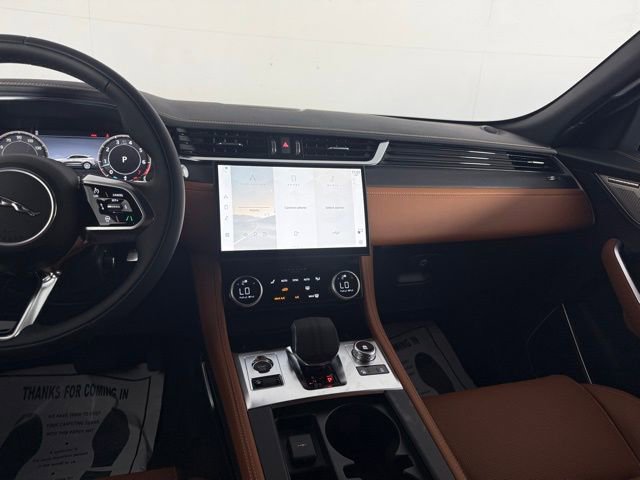 New 2026 Jaguar F-PACE R-Dynamic S image 21