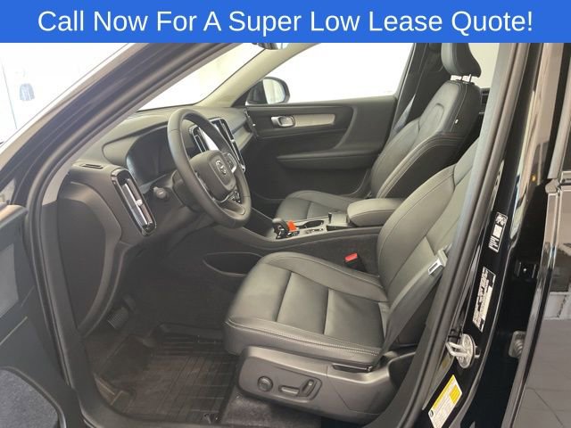 Used 2026 Volvo XC40 B5 Core w/ Climate Package image 7