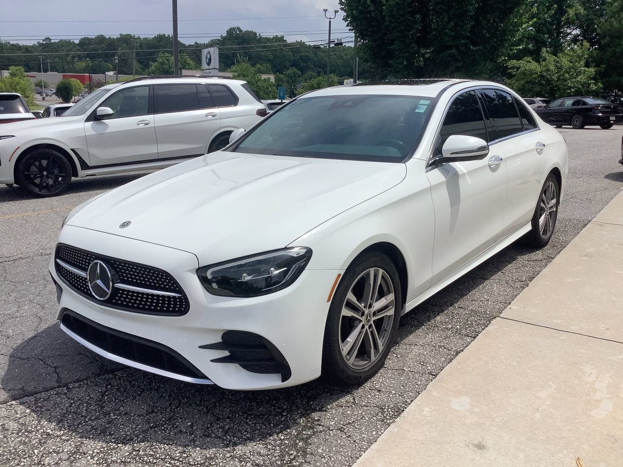 Used 2021 Mercedes-Benz E 350 Sedan image 4