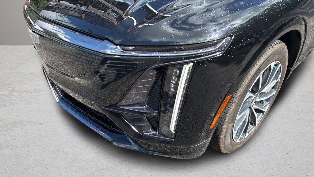 Certified 2024 Cadillac Lyriq Sport AWD/4WD image 10