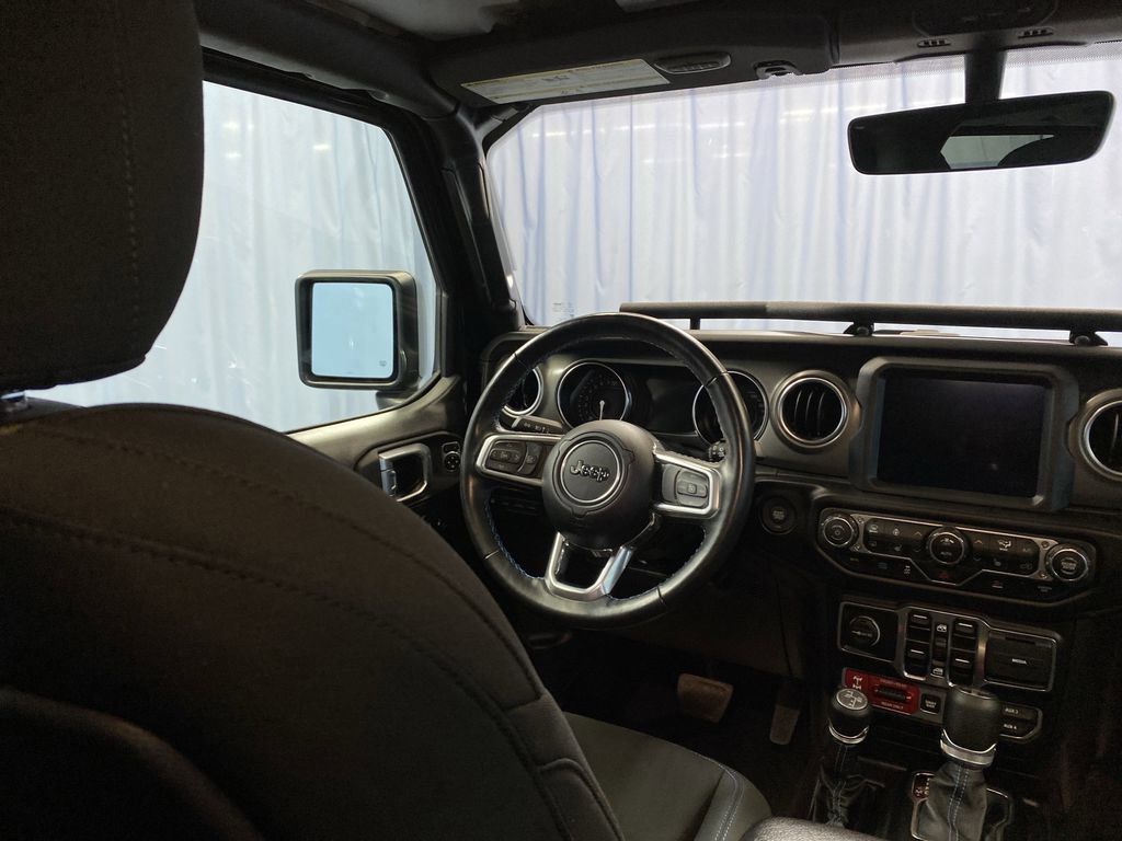 Used 2022 Jeep Wrangler Unlimited Rubicon 4xe w/ Cold Weather Group AWD/4WD image 39