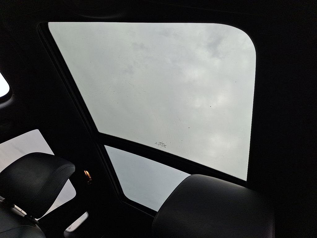 Used 2023 Jeep Compass Limited w/ Sun and Sound Group image 14