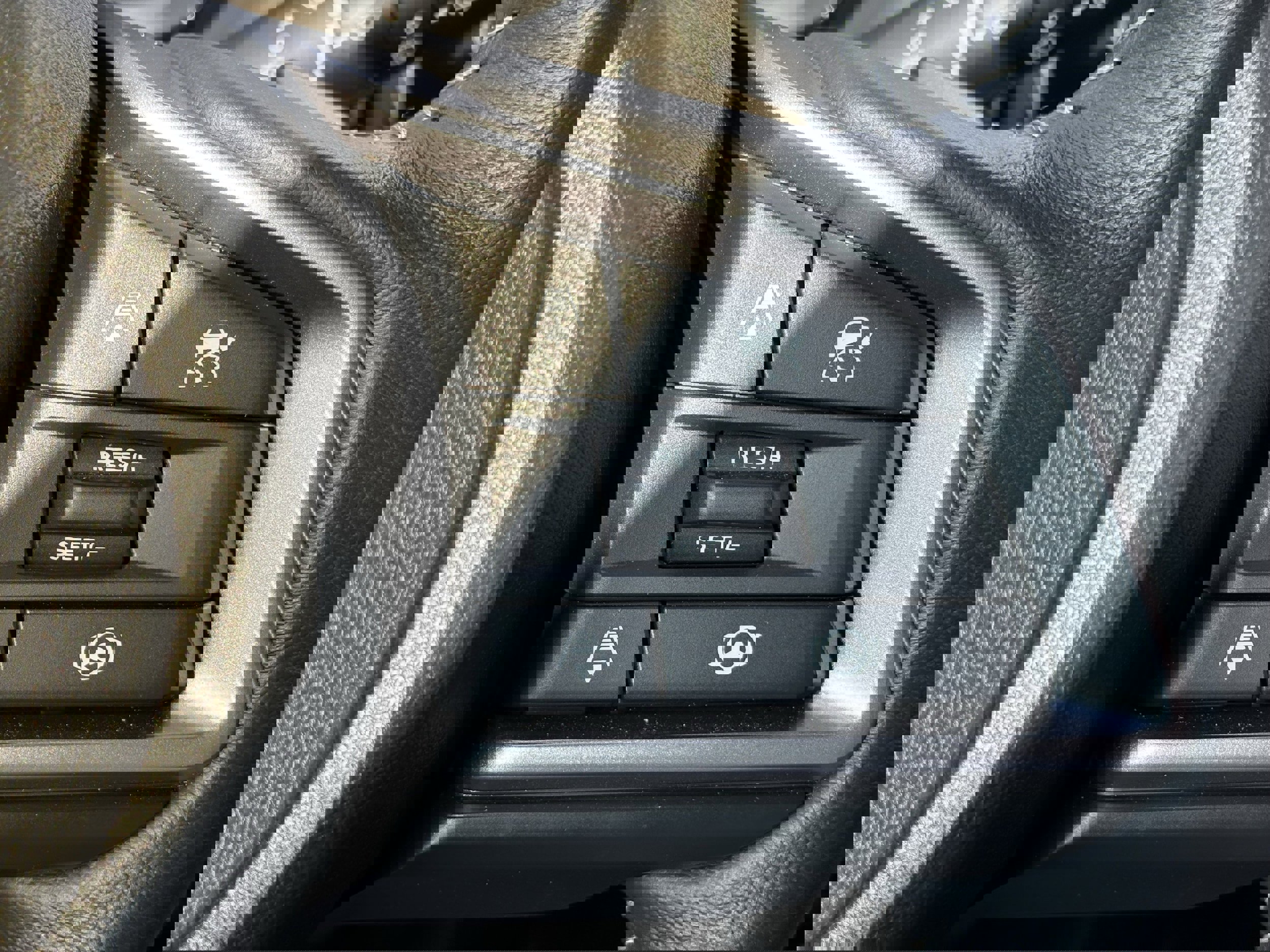 Certified 2025 Subaru Outback Premium image 16