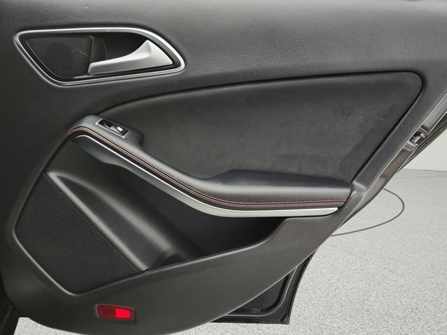 Used 2016 Mercedes-Benz CLA 250 image 26