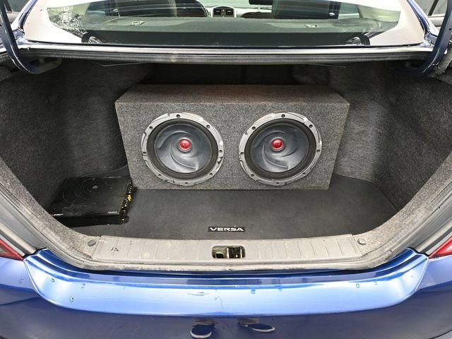 Used 2018 Nissan Versa SV image 33