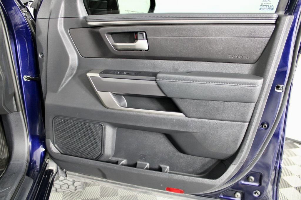 Used 2022 Toyota Tundra SR5 w/ SR5 Convenience Package image 31