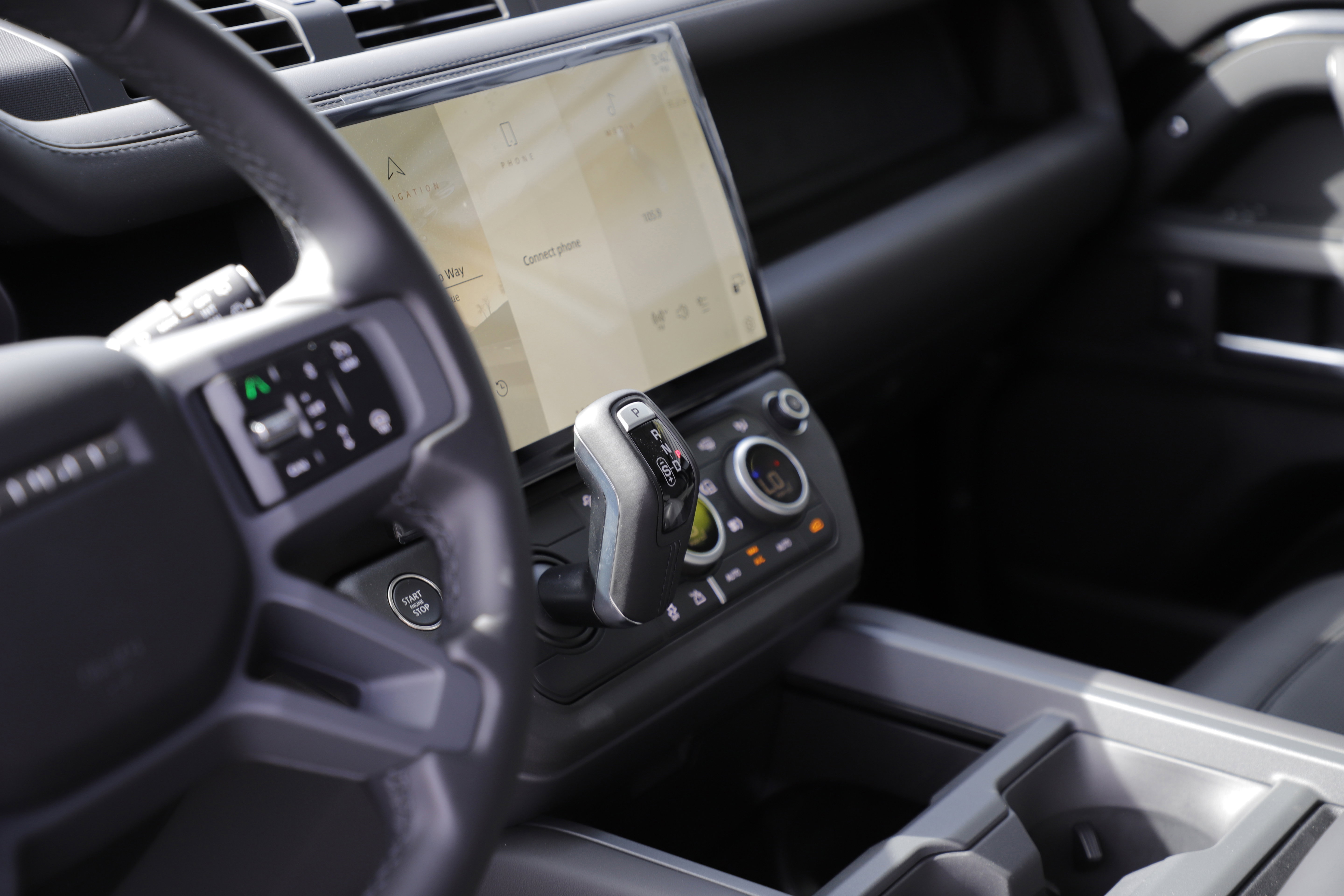 New 2026 Land Rover Defender 110 X-Dynamic SE image 22