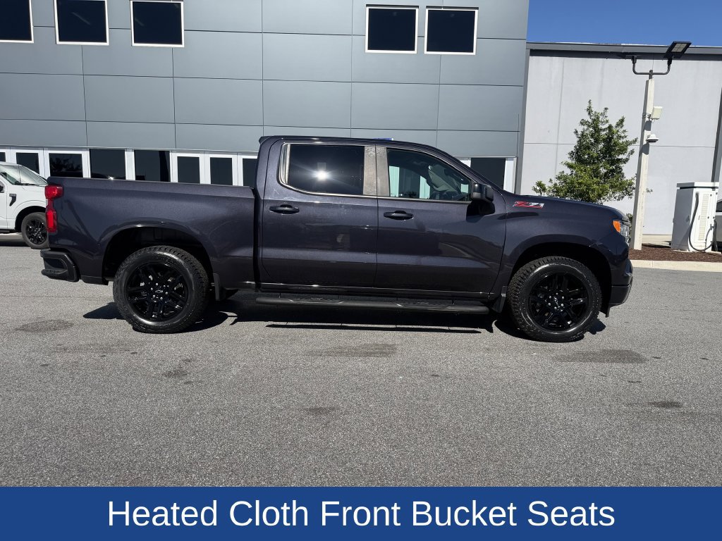 Used 2022 Chevrolet Silverado 1500 RST w/ Z71 Off-Road Package AWD/4WD image 3
