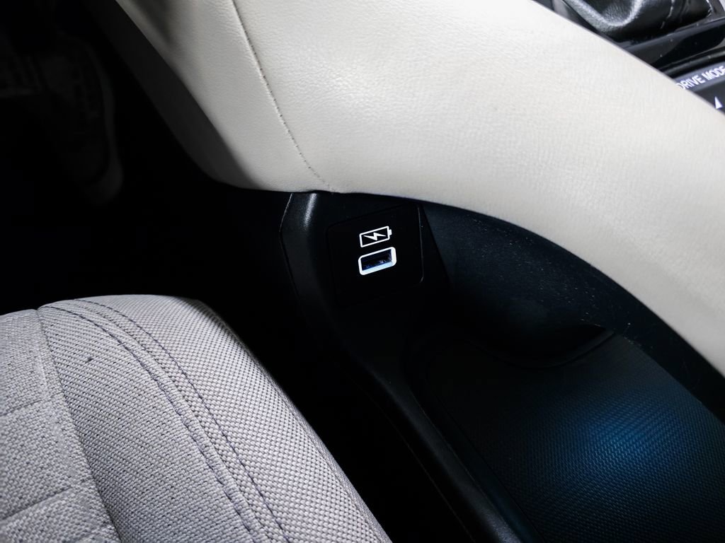 Used 2023 Honda HR-V LX image 33