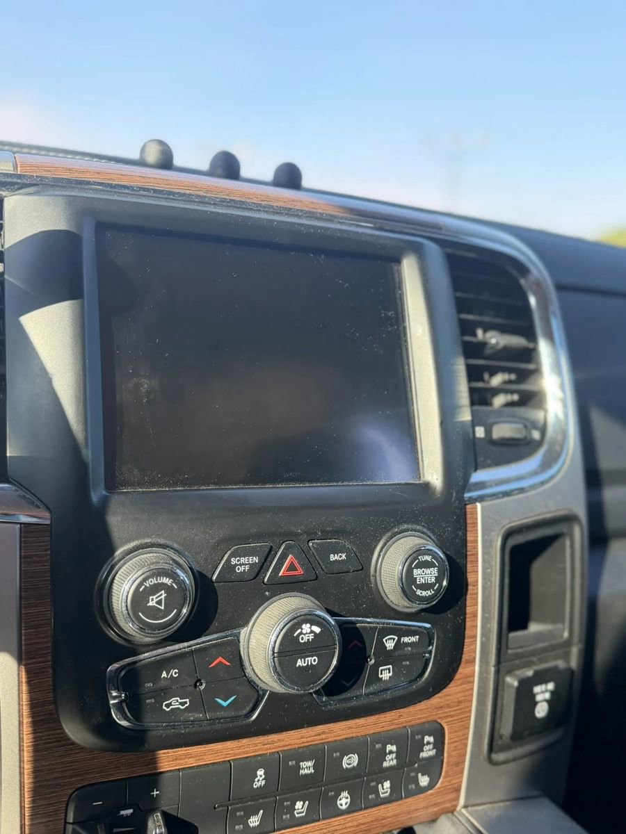 Used 2016 RAM 3500 Laramie AWD/4WD image 11