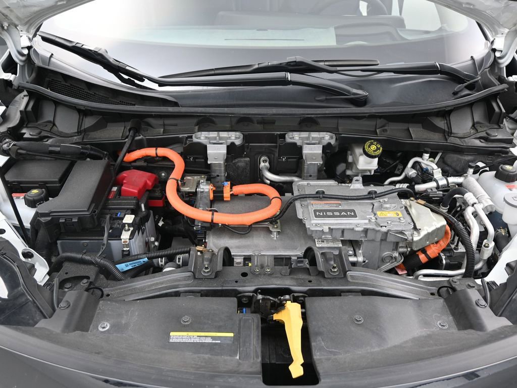 Used 2023 Nissan Ariya image 12