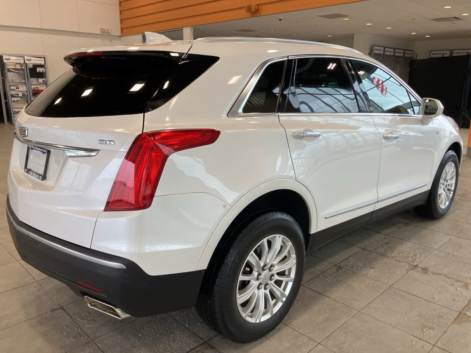 Used 2017 Cadillac XT5 FWD image 5