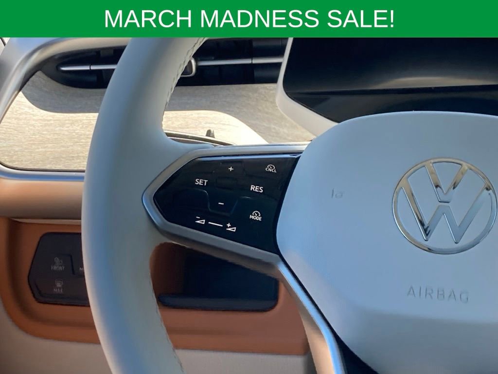 Used 2025 Volkswagen ID. Buzz 1st Edition image 16