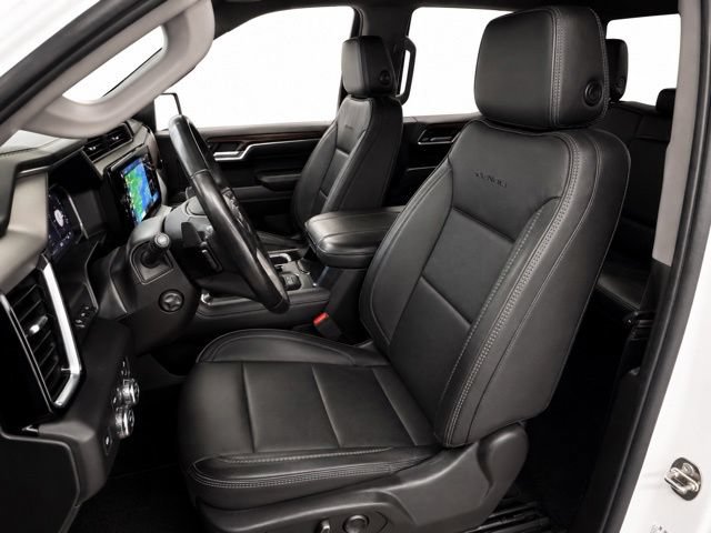 Used 2024 GMC Sierra 1500 Denali w/ Technology Package AWD/4WD image 12