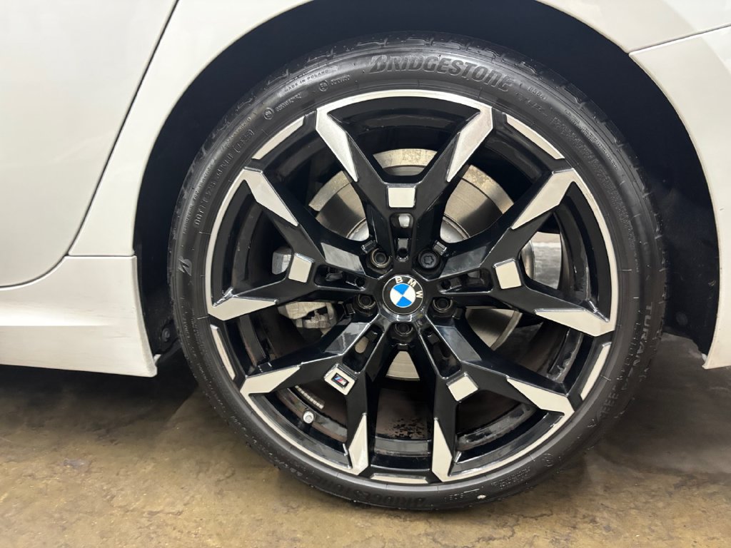 Used 2026 BMW 330i xDrive Sedan w/ M Sport Package AWD/4WD image 36