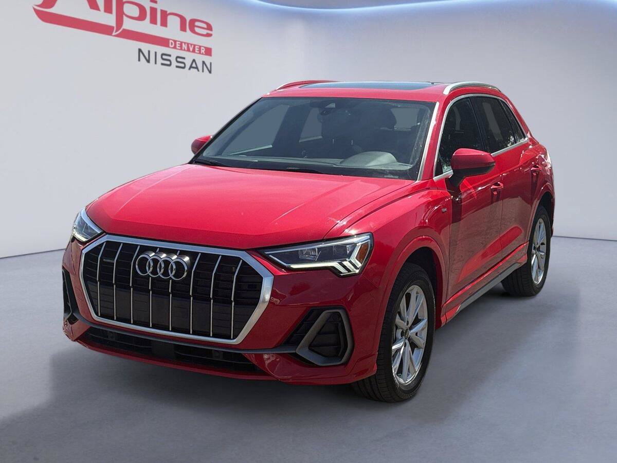 Used 2024 Audi Q3 2.0T Premium